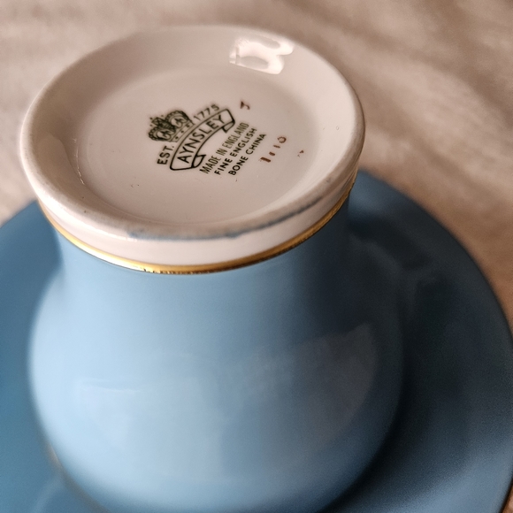 Aynsley England Turquoise Vintage Teacup Saucer Gold Filigree Corset Design RARE - Picture 4 of 16